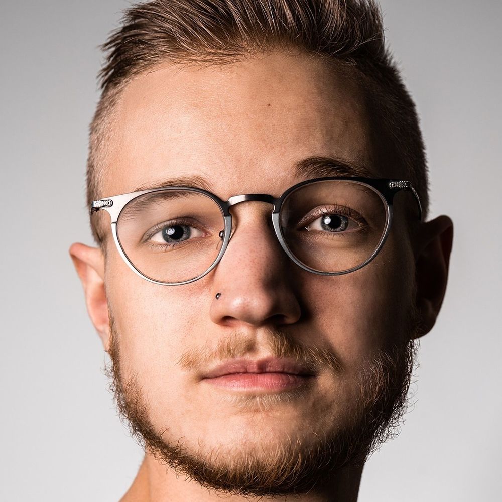 Meet your Posher, Micah